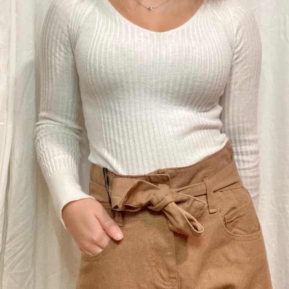 Tan Trousers with Belt - Picture 1 of 4